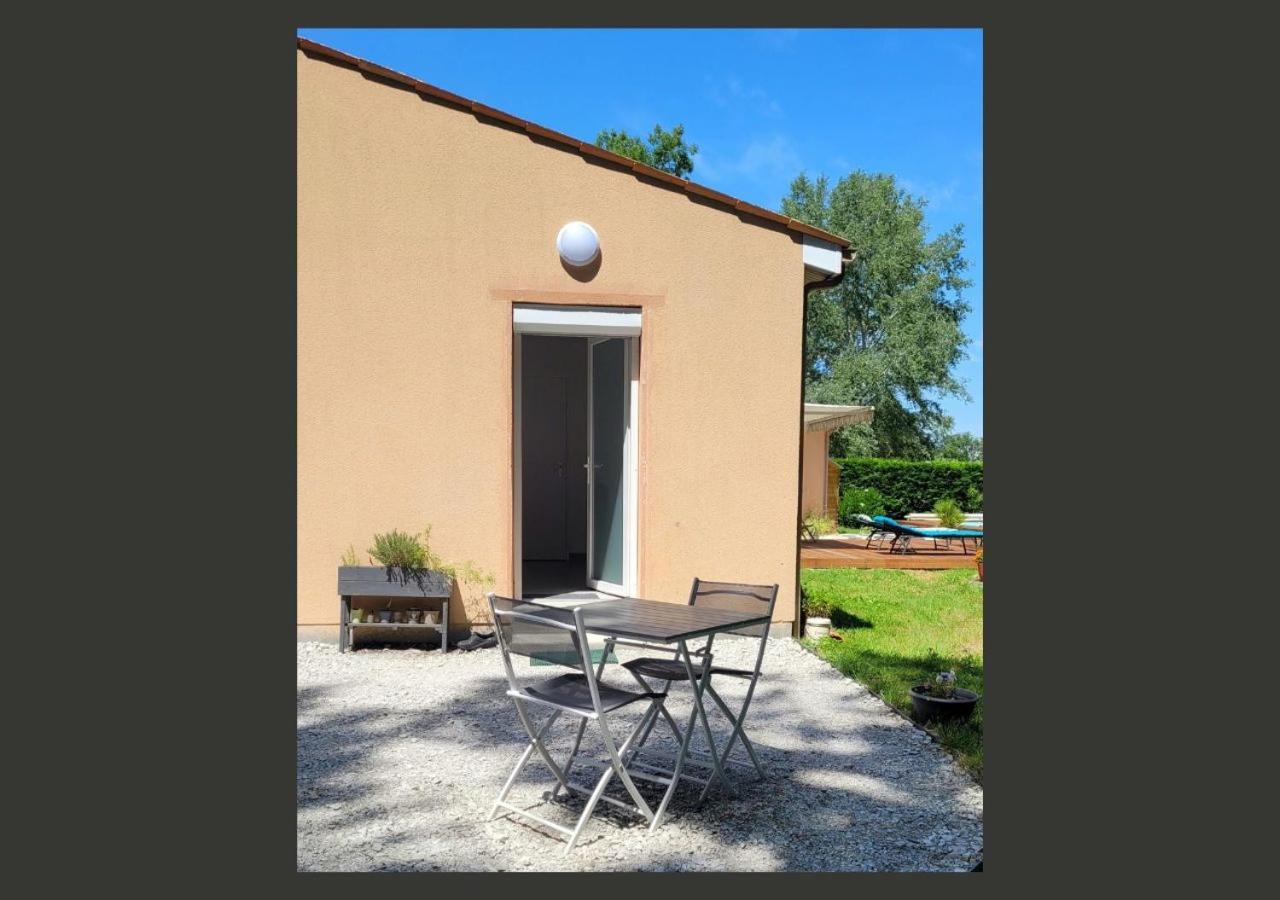Vivre Benaise Chambre D'Hotes Chaunac Exterior photo